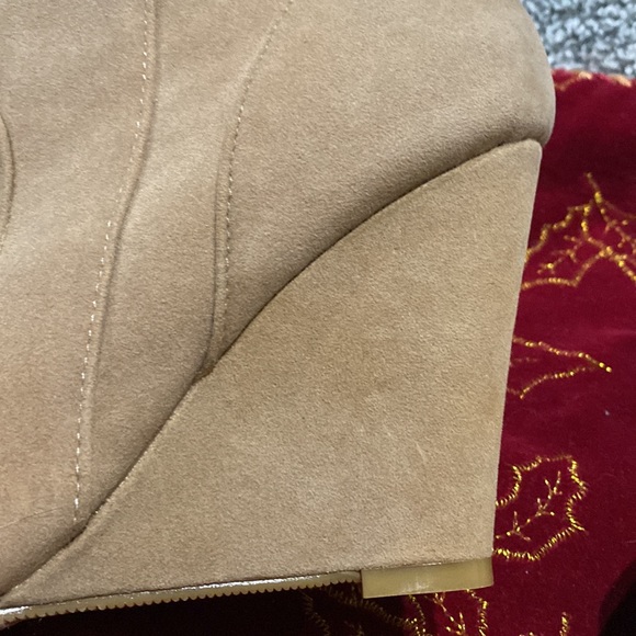 Sacred Heart Boots size 6 - Picture 7 of 10